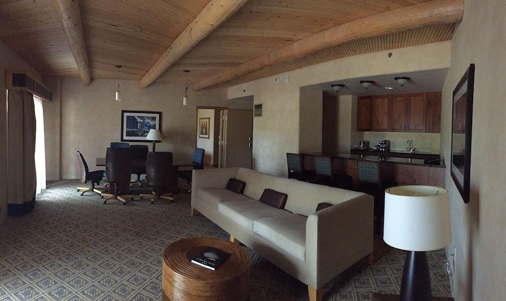 Hilton Santa Fe Buffalo Thunder 4* Pojoaque